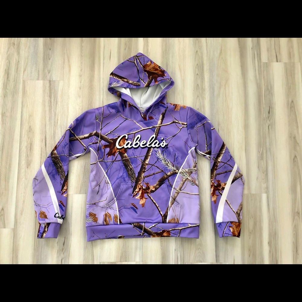 Cabela’s Women’s Size Medium Purple Realtree Performance Hoodie Camo